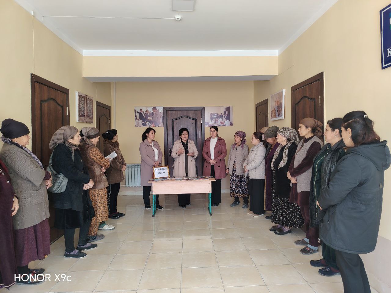 "Kitobxon onalar kuni" nomli davra suhbati